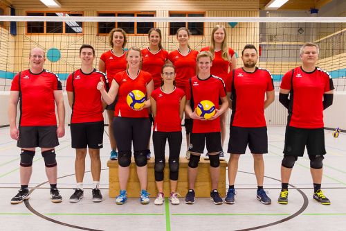 Volleyball Gruppe | Foto: Jasmin Einsiedler